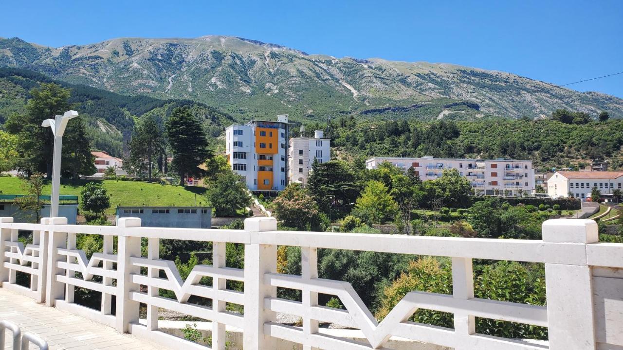 Alvero 4*